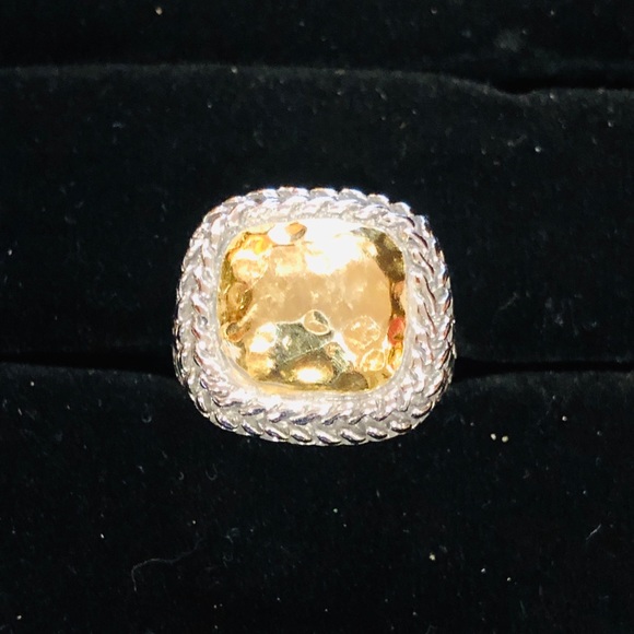 Ring - Picture 2 of 3